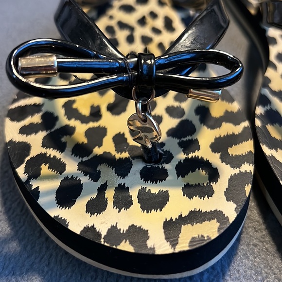 Kate Spade FLIP-FLOPS Cheetah Print Super Cute Size 6 - Picture 4 of 6